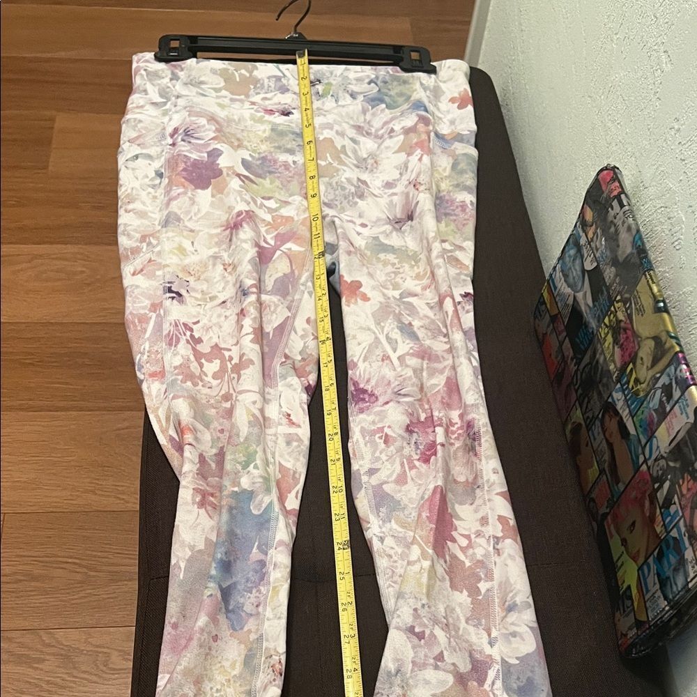 #1129= Floral High-Waisted Leggings - Picture 2 of 5
